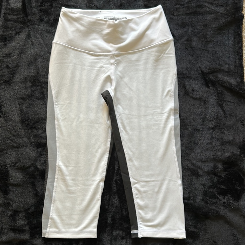 Victoria’s Secret Sport Cropped Legging